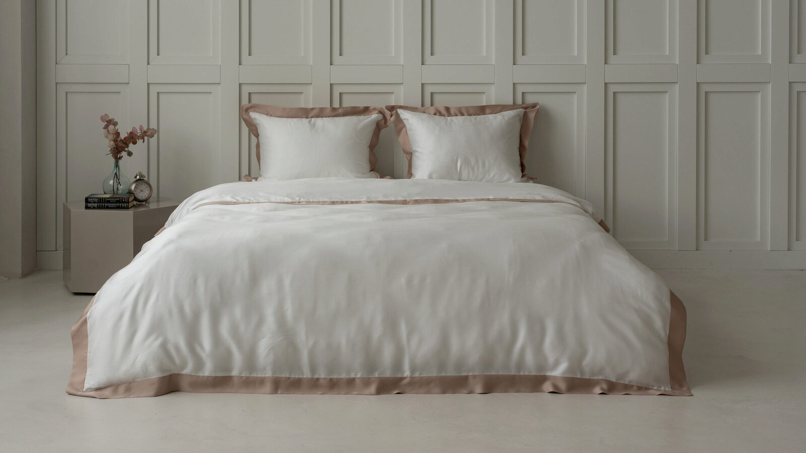 

Комплект постельного белья Exclusive Five Stars White Cream, Exclusive Five Stars White Cream